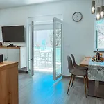 شقة Promenada Primosten *