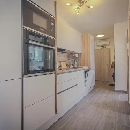 Apartment Promenada Primosten *