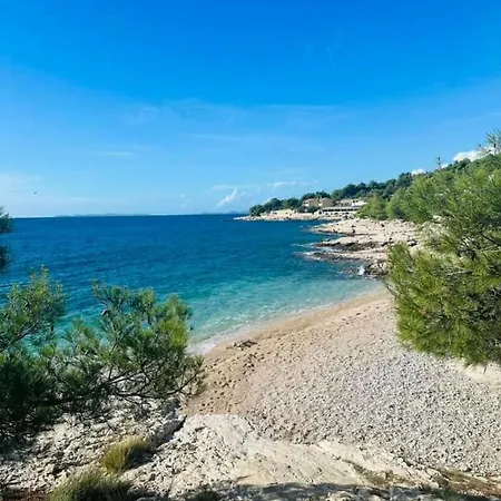 Promenada Primosten * Dolac