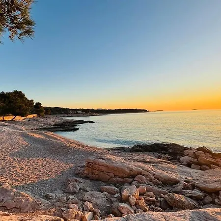 Promenada Primosten Appartement Dolac