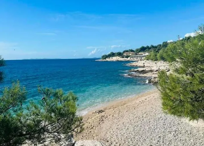 Promenada Primosten * Dolac